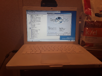 ReactOS on a Macbook (2006 - A1181).jpg